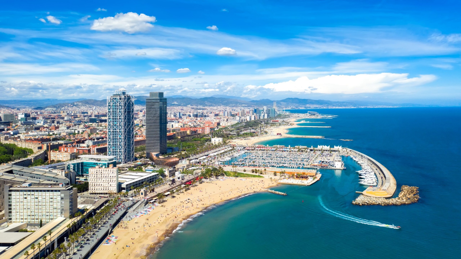 Bờ biển Địa Trung Hải Barcelona