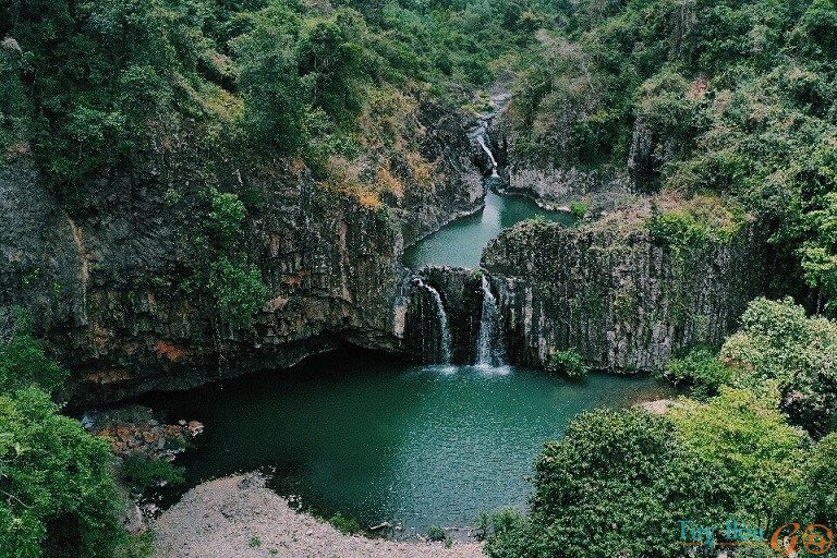 Thác Vực Hòm
