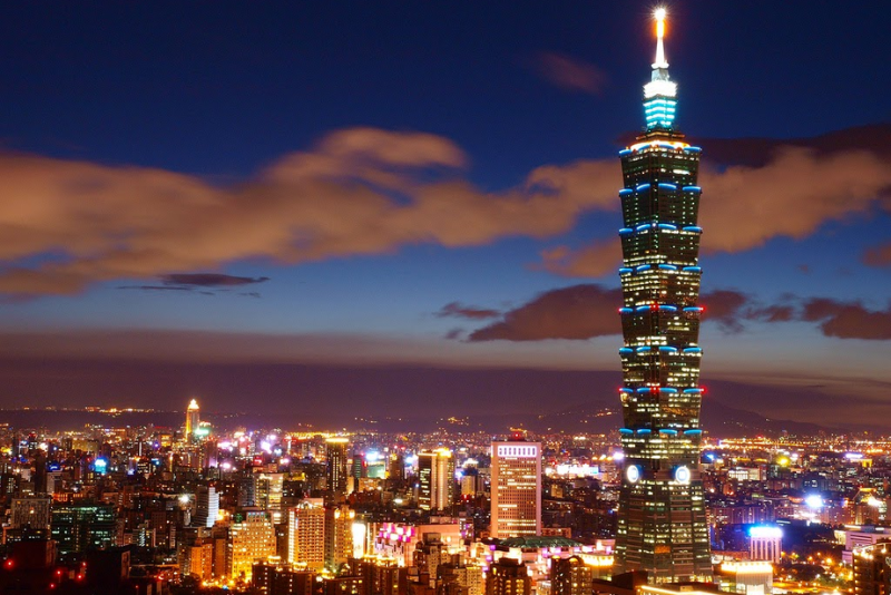 Du khách có thể lựa chọn hãng hàng không giá rẻ để di chuyển tới Đài Loan