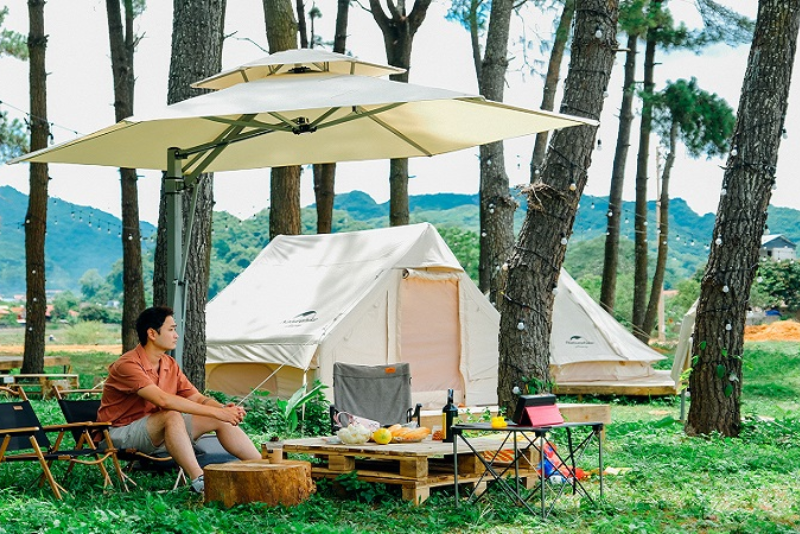 Trải nghiệm cắm trại trong rừng thông bản Áng