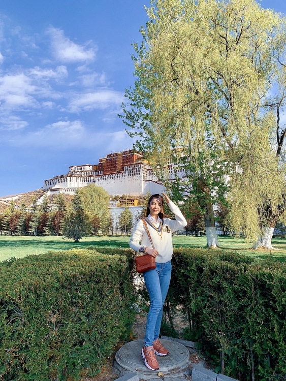 Khám phá Tây Tạng huyền bí cùng hoa hậu du lịch thế giới Huỳnh Vy - Tiên Phong Travel