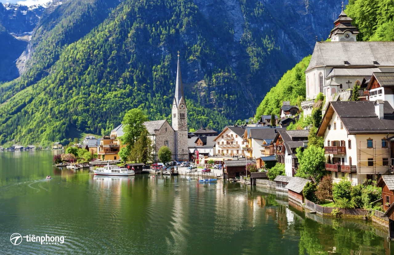 Hallstatt (Áo) - Viên ngọc quý bên hồ đẹp nhất Châu Âu