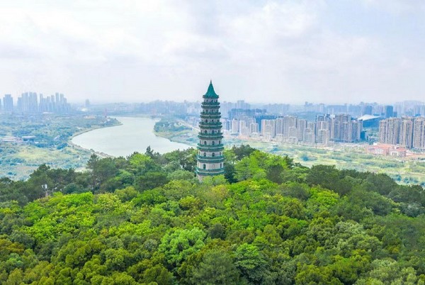 Công Viên Thanh Tú Sơn - Viên Ngọc Xanh Của Nam Ninh