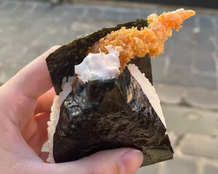 Cơm nắm Onigiri