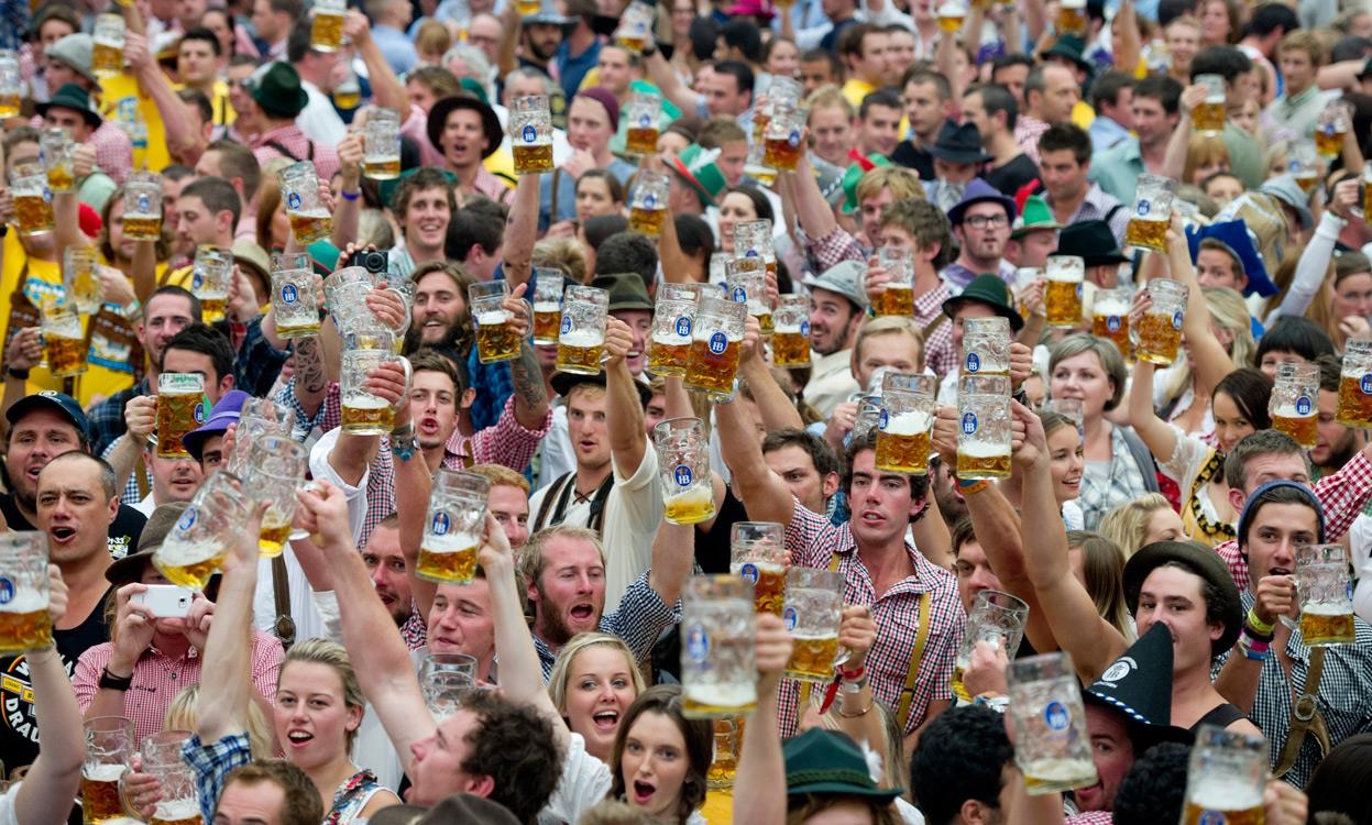 Lễ hội Oktoberfest sôi động