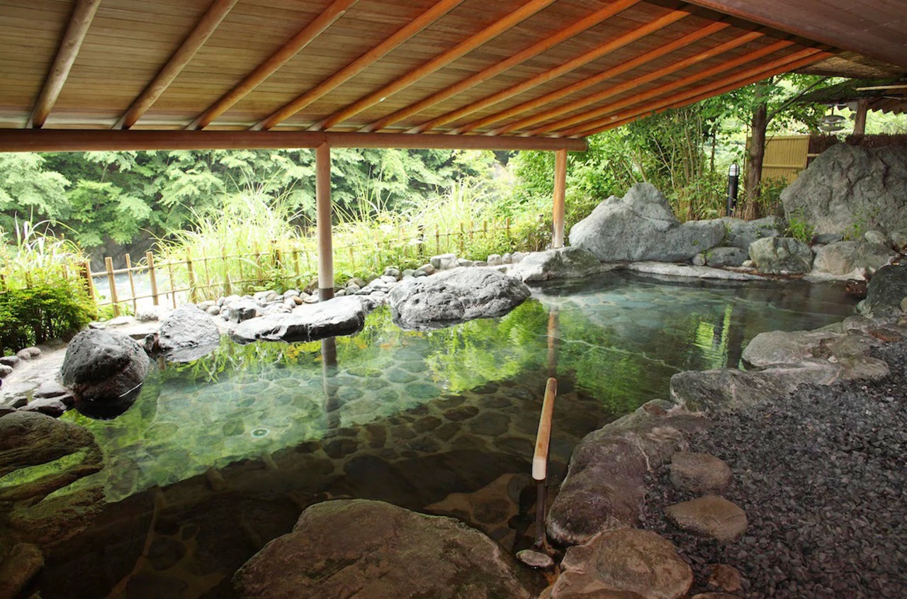 Nhà tắm onsen của nhà trọ Nishiyama Onsen Keiunkan