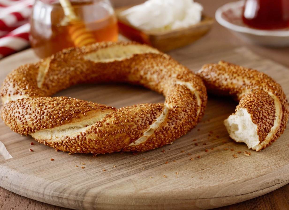 Simit - Món bánh ưu thích của người dân Thổ Nhĩ Kỳ