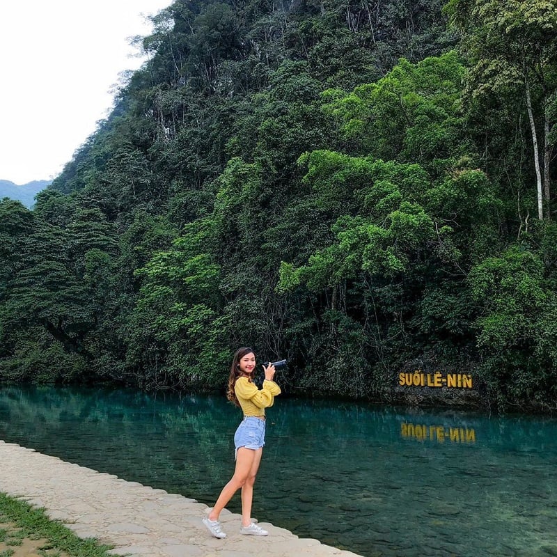 Suối Lê Nin