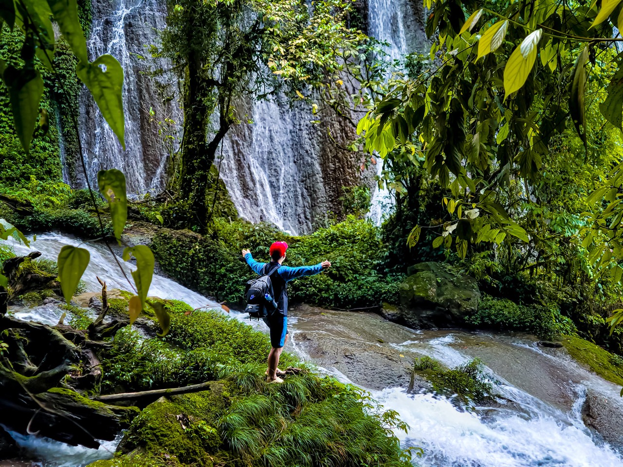 Trekking Thác Nậm Lúc