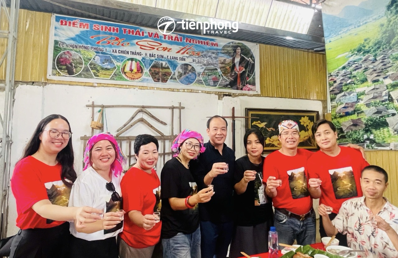 Trải nghiệm ẩm thực ở Làng Quỳnh 