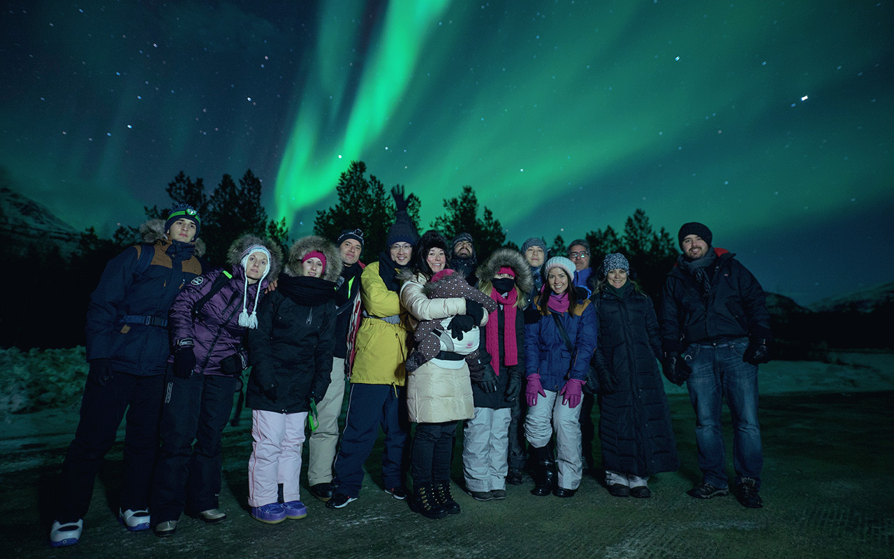 Trang phục giữ ấm khi săn cực quang ở Tromsø, Na Uy