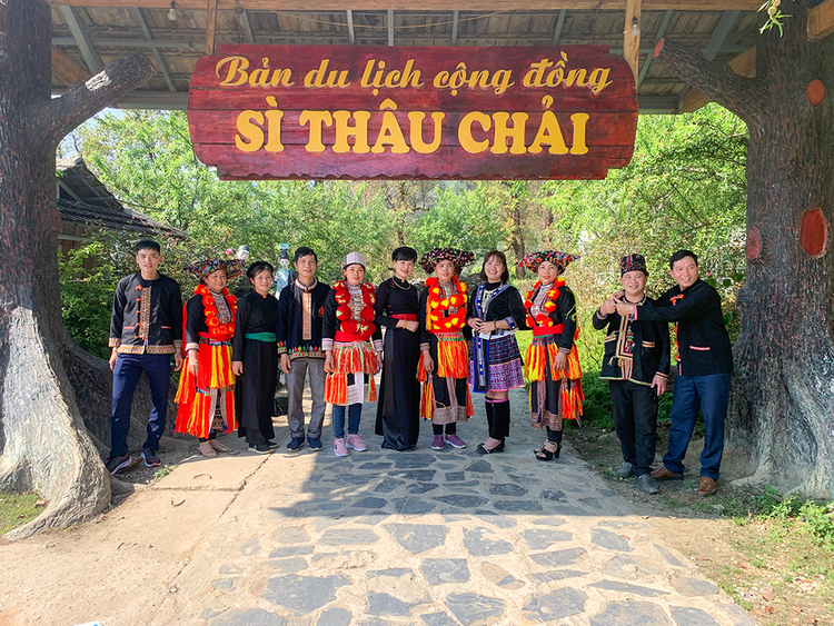 Bản du lịch cộng đồng Sì Thâu Thảo