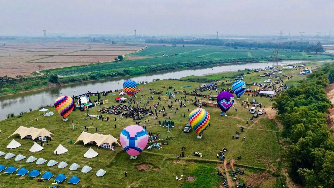 Hoạt động river camping ven sông Cà Lồ dành cho gia đình Hà Nội