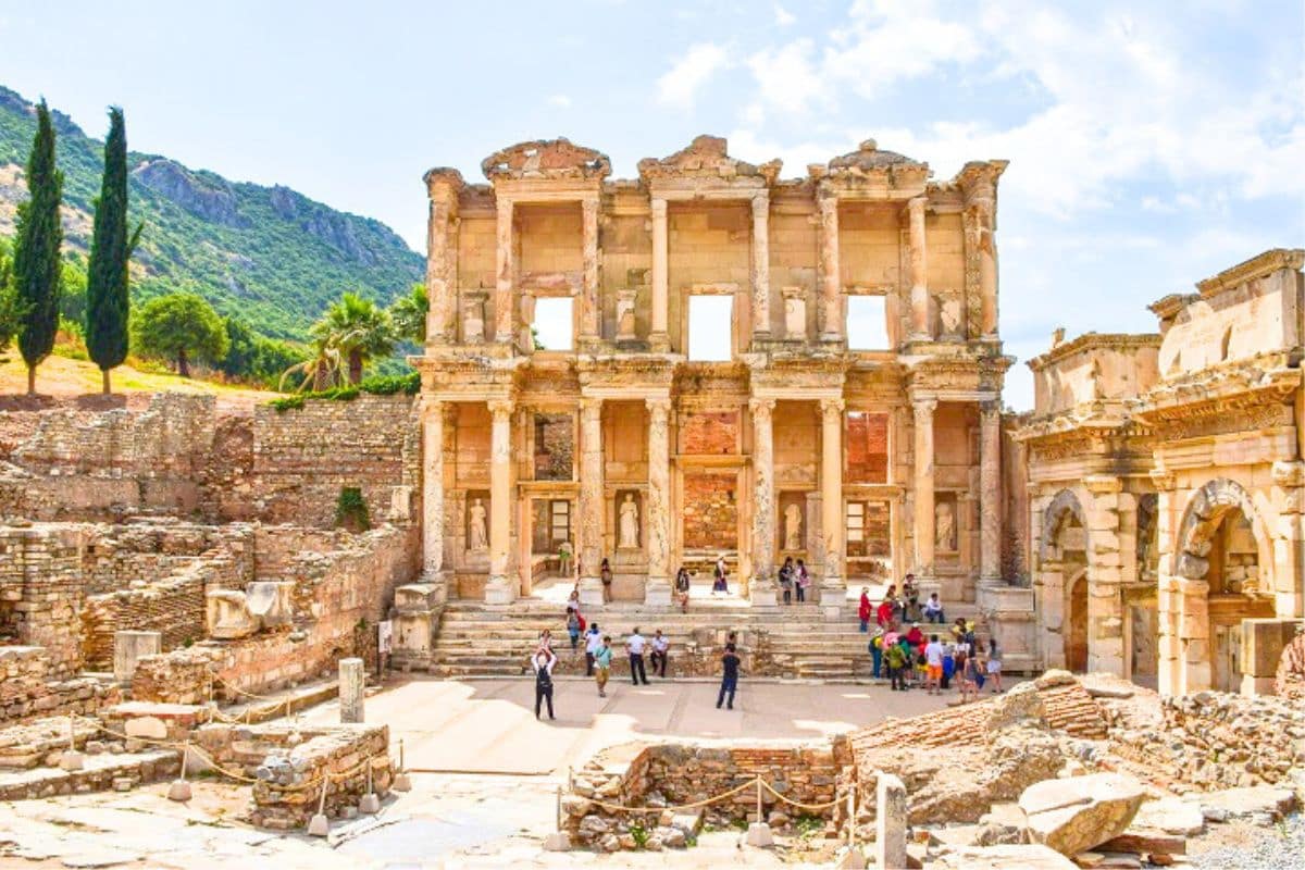 Thời điểm lý tưởng nhất để đi Ephesus là từ tháng 3-5 và tháng 9-11