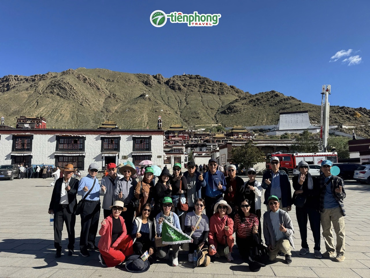 Đoàn khách du lịch Tây Tạng Tiên Phong Travel