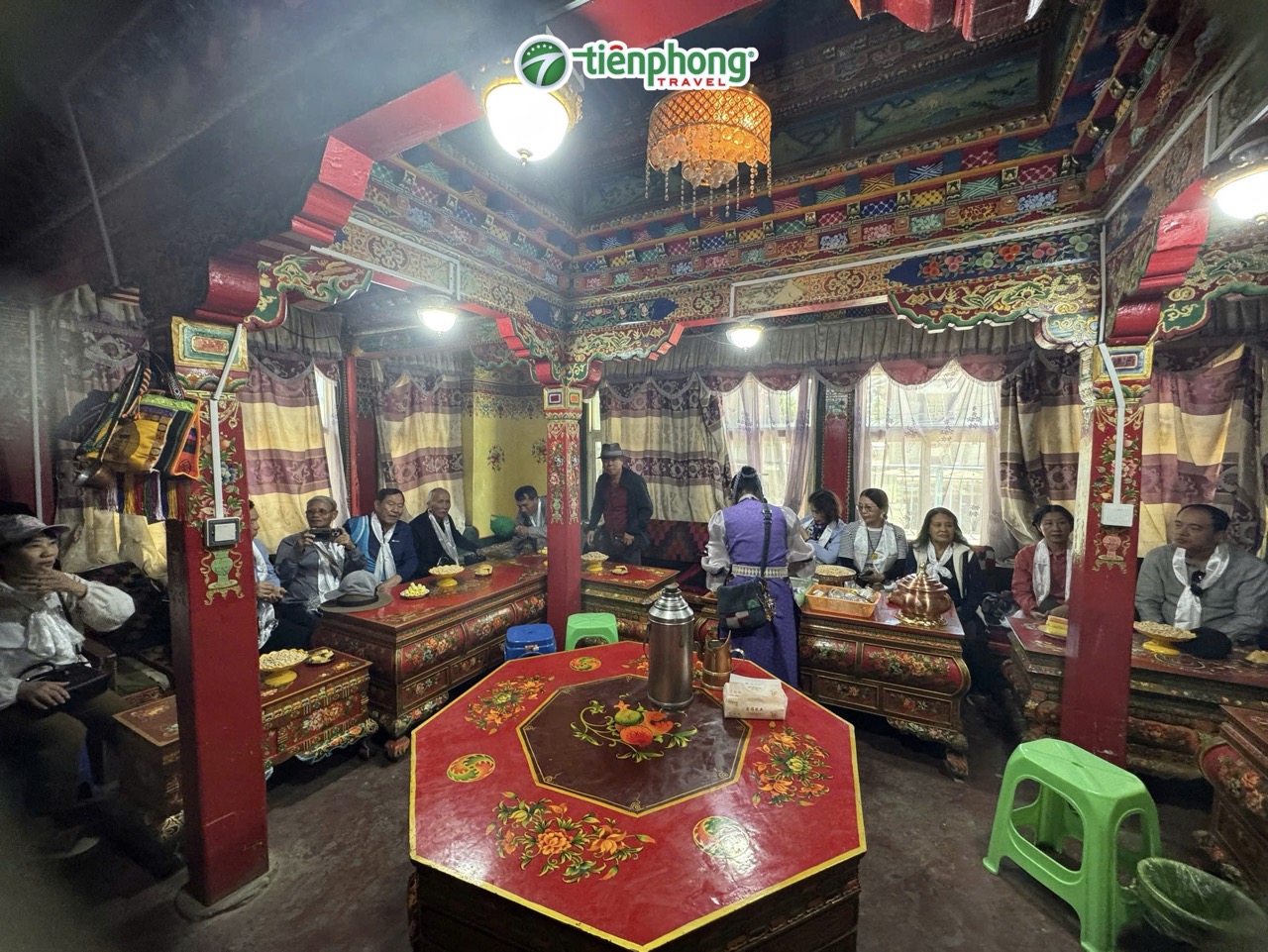 Trải nghiệm văn hoá Tây Tạng đặc sắc trong tour của Tiên Phong Travel