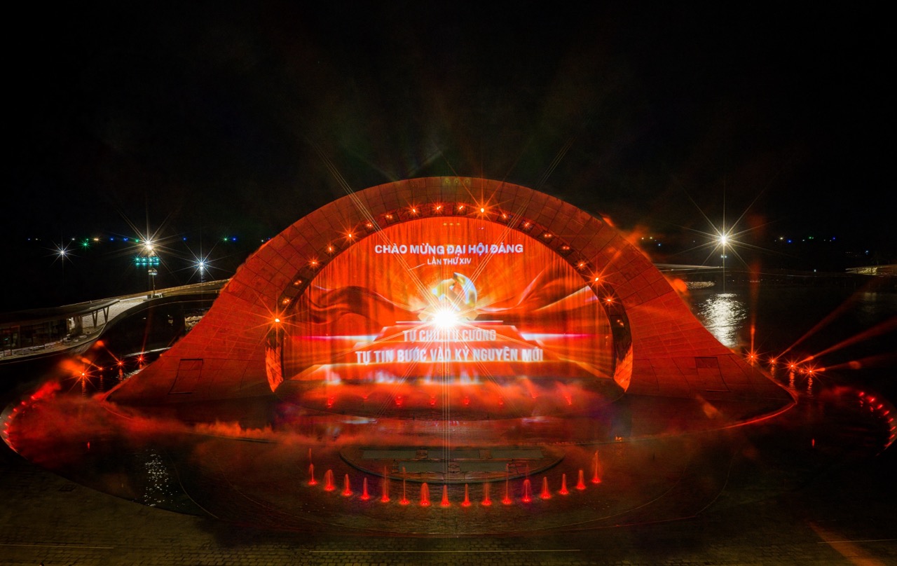 Sân khấu của show "Kiss of The Sea"