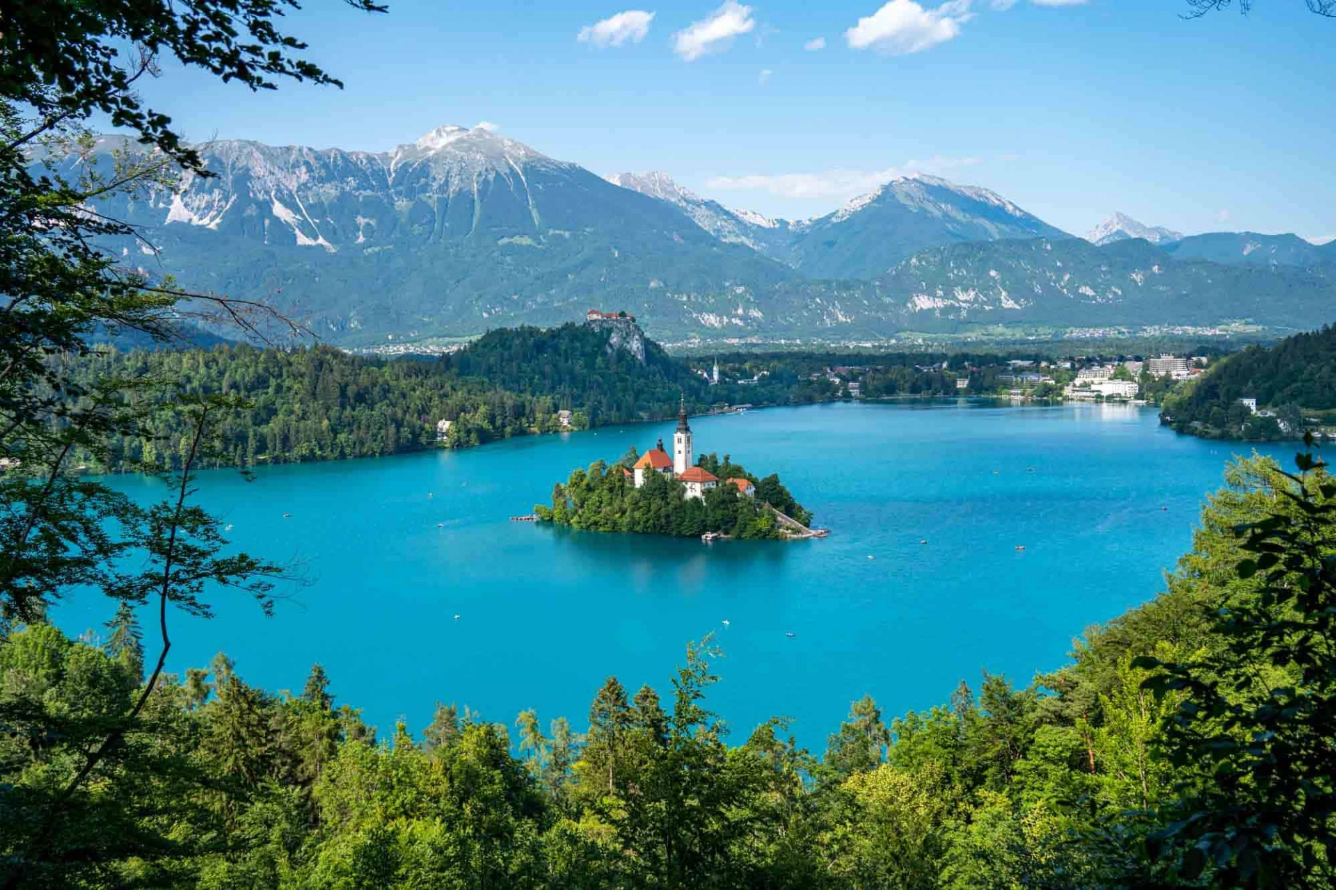Hồ Bled - Viên ngọc xanh của Slovenia
