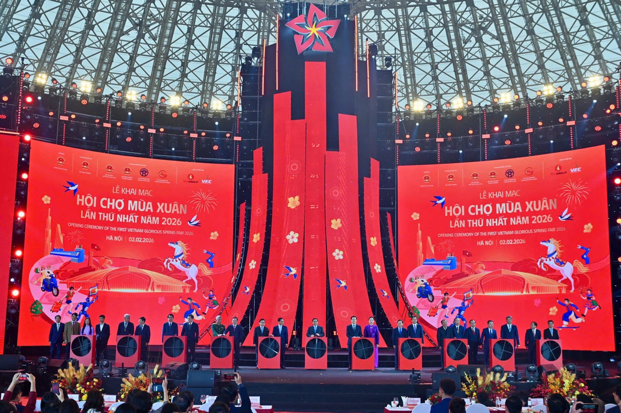 Khai mạc hội chợ mùa xuân tại Hà Nội