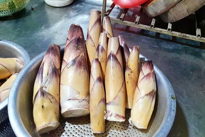 Măng vầu