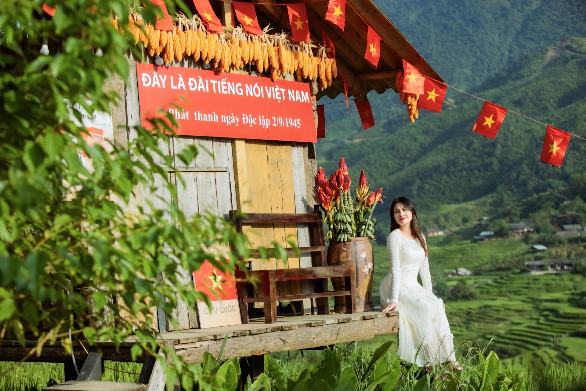 Du khách check in đẹp như tranh vẽ