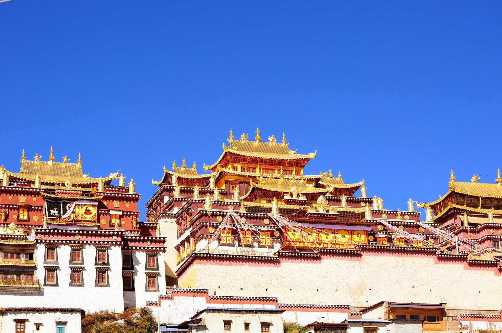 Tu viện Tùng Tán Lâm biểu tượng du lịch Shangri La