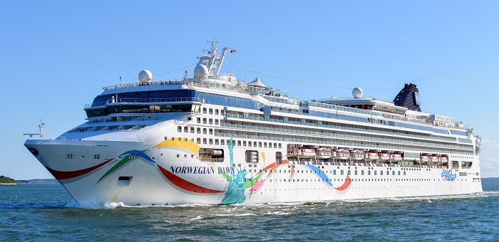Trải nghiệm du thuyền 5 sao đẳng cấp giữa lòng biển Baltic