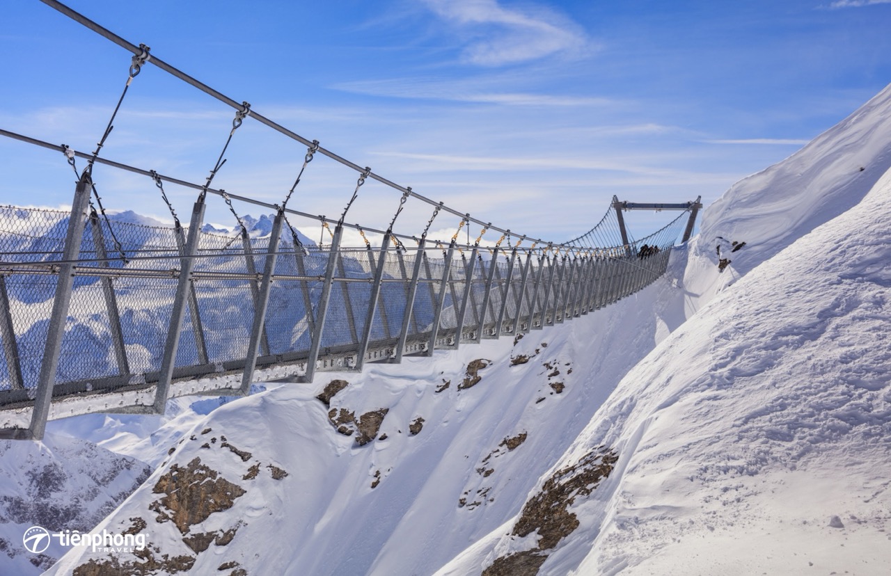 Trải nghiệm tuyết trắng vĩnh cửu trên đỉnh Titlis