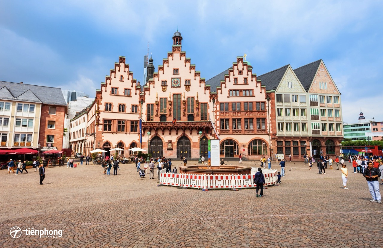 Tòa thị chính Frankfurt với kiến trúc đặc trưng