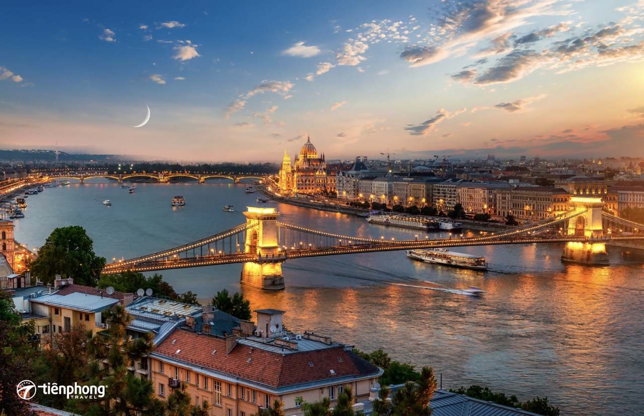 Budapest lộng lẫy bên dòng sông Danube huyền thoại