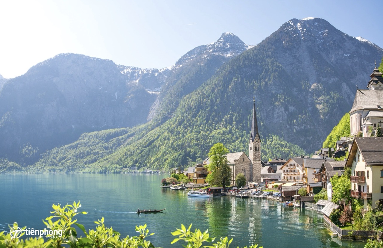 Khung cảnh thần tiên tại làng cổ Hallstatt
