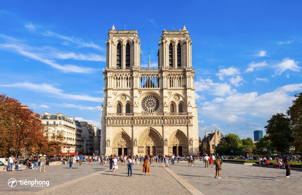 Nhà thờ Đức Bà Reims - Nơi đăng quang của các vị vua Pháp