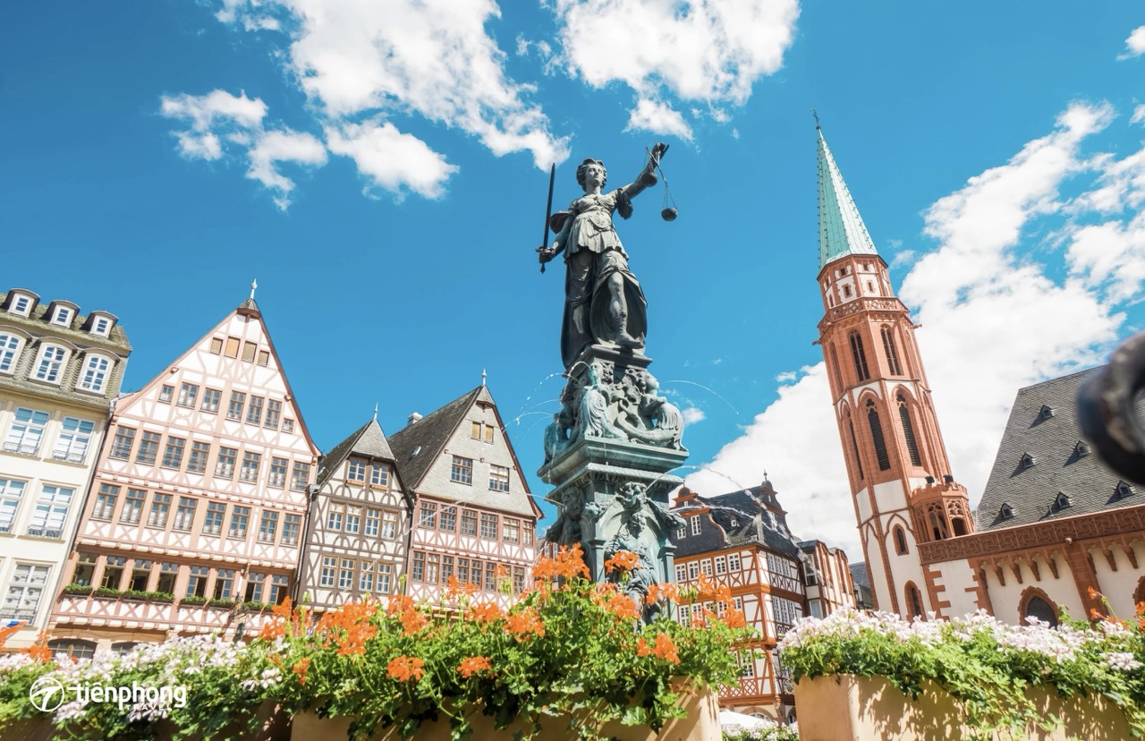 Quảng trường Romerberg - Biểu tượng cổ kính của Frankfurt