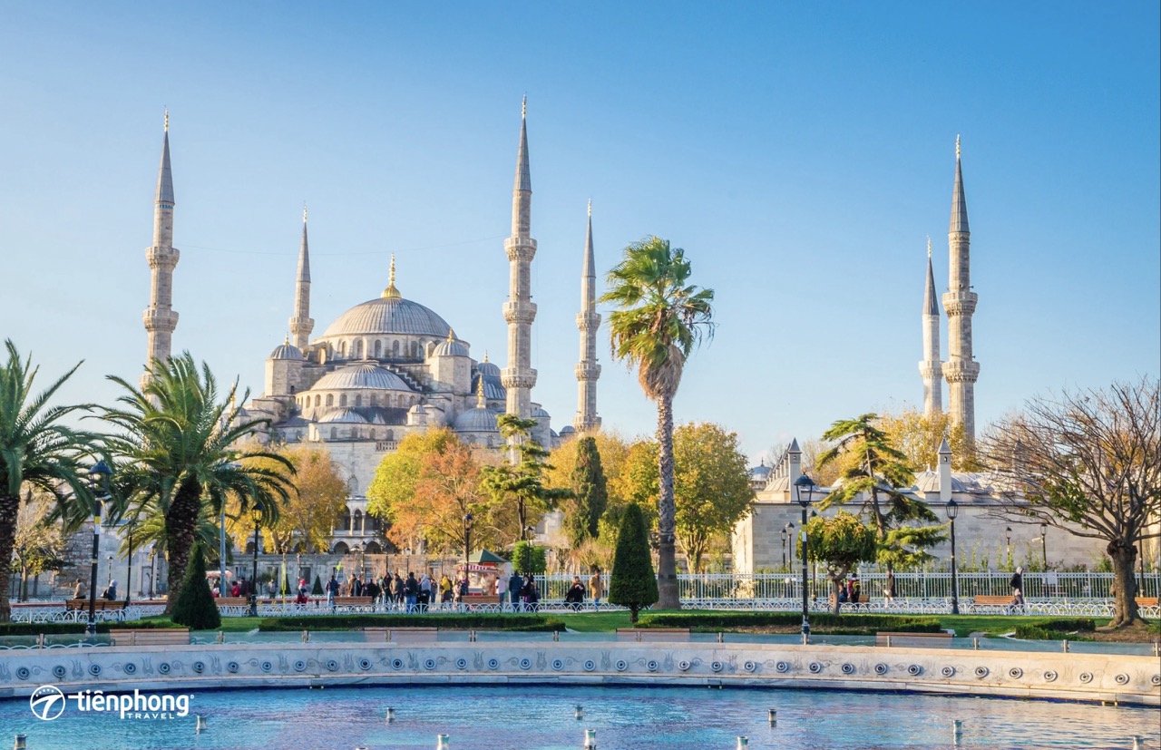 Vẻ đẹp lộng lẫy của Thánh đường Xanh (Blue Mosque)