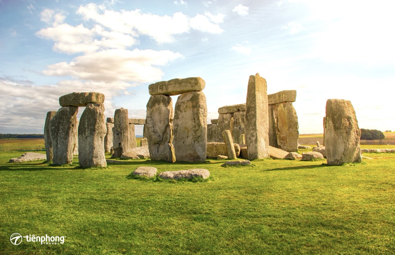 Kỳ quan bí ẩn Bãi đá cổ Stonehenge