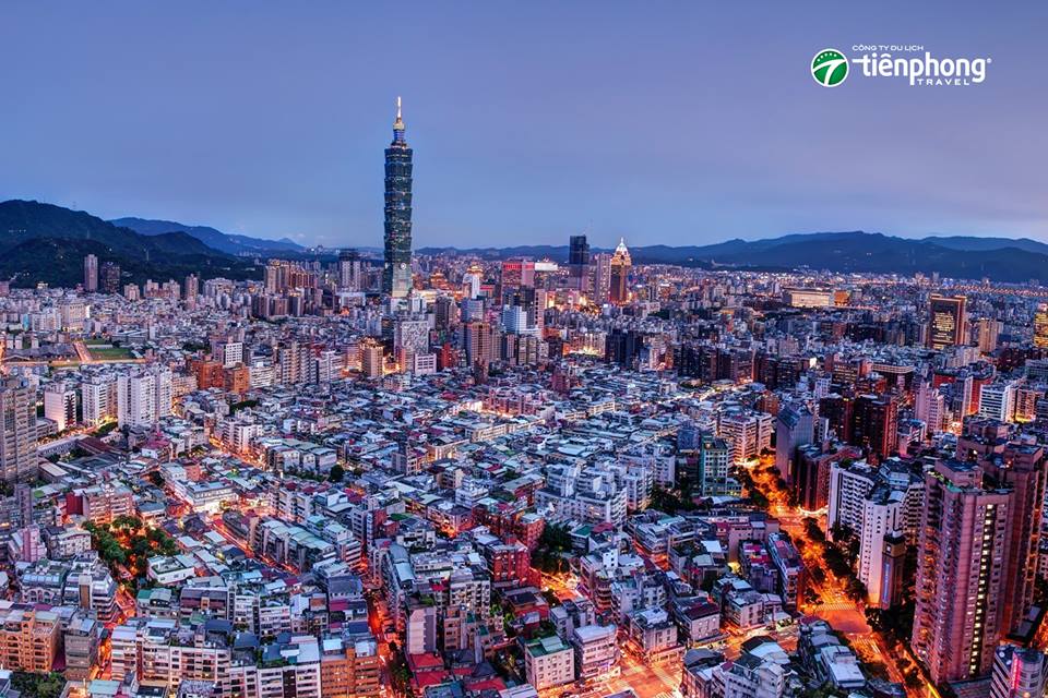 Du lịch tự túc Đài Loan thăm khu đô thị phồn vinh Đài Bắc
