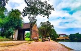 Khám phá làng cổ Đường Lâm bằng xe trâu vui phết! Bạn thử chưa?