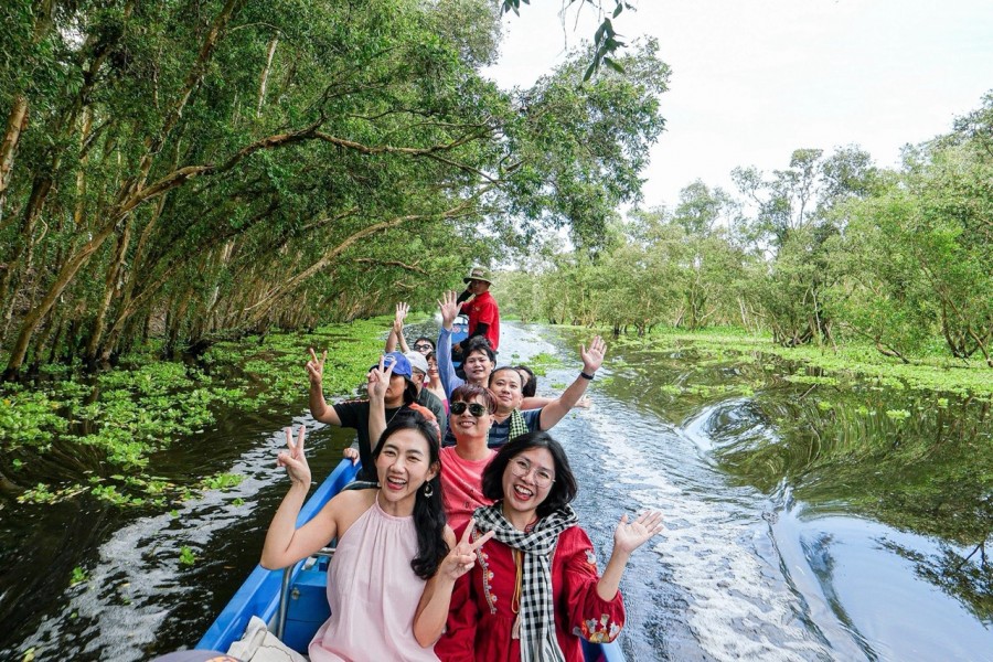 Đi tour miền Tây cần chuẩn bị gì? Kinh nghiệm cho người đi lần đầu