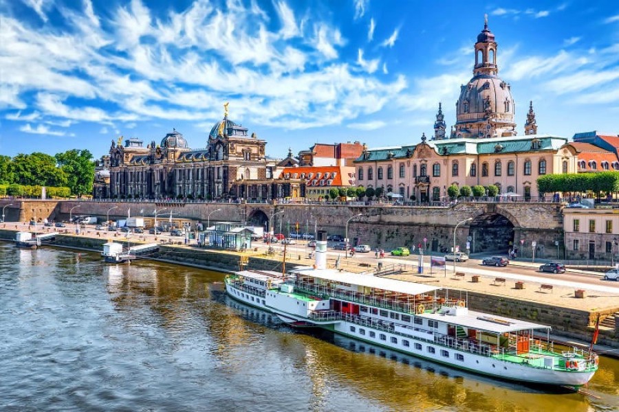 Du Lịch Dresden: Thành Phố Hồi Sinh Từ Tro Tàn Sau Một Đêm Bị San Phẳng