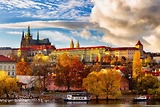 Praha – Thành Phố Vàng Toả Sáng Giữa Mùa Thu Đông Âu
