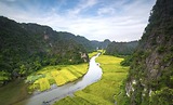 Ninh Bình: Khám Phá “Vịnh Hạ Long Trên Cạn” Chỉ Cách Hà Nội 90km