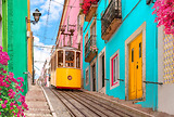 Tàu điện Lisbon có gì mà khách du lịch mê mẩn đến thế?