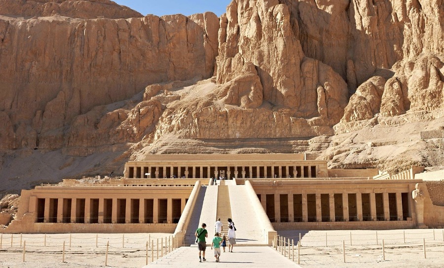 Đền Hatshepsut - Đền Thờ Của Nữ Pharaoh Hiếm Hoi Trong Lịch Sử Ai Cập