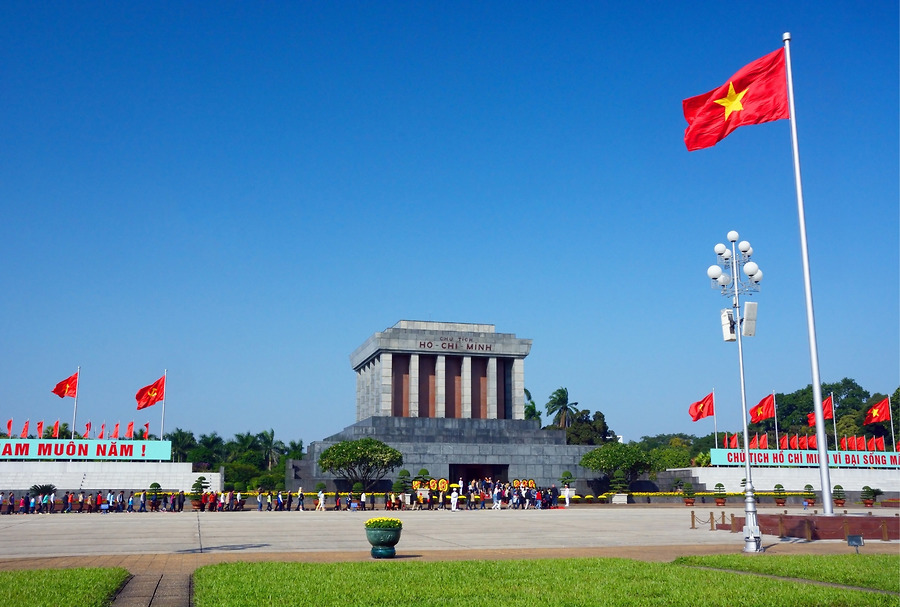  Du Lịch Hà Nội Sôi Động Dịp Quốc Khánh 2/9 | Hãy Khám Phá Thủ Đô Cùng Tiên Phong Travel