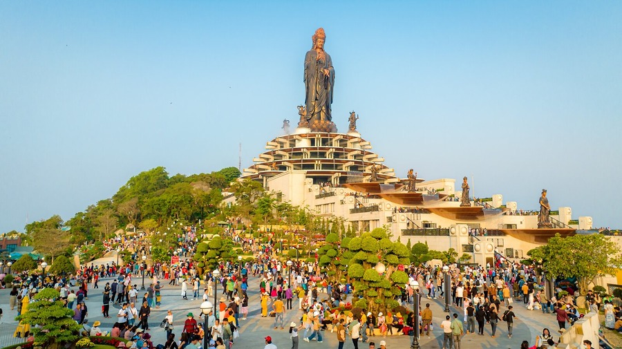 Núi Bà Đen Tết 2026: Hội xuân & lễ hội tâm linh lớn nhất Nam Bộ