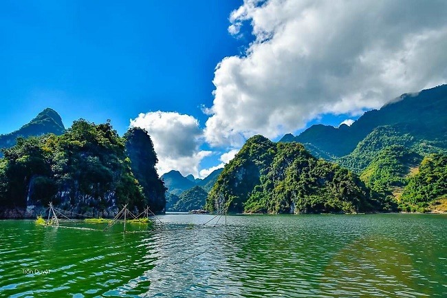 Sơn La: Du lịch lòng hồ Quỳnh Nhai “Vịnh Hạ Long” của vùng Tây Bắc